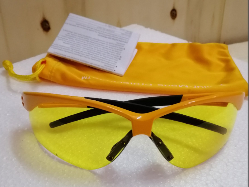 Очки защитные UTP Eyewear Amber Boehler СварОптТорг, сварочное оборудование в Калуге