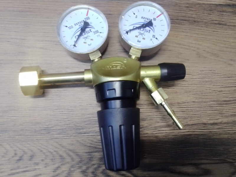 Регулятор газа BRASS MOST кислородный СварОптТорг, сварочное оборудование в Калуге